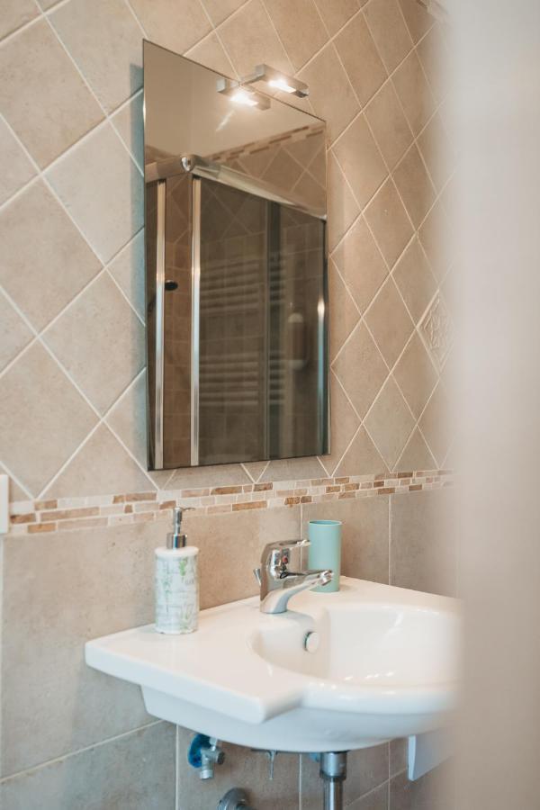Dimora Mariu Bed & Breakfast Таранто Екстериор снимка