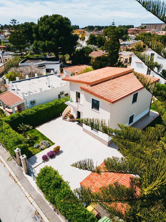 Dimora Mariu Bed & Breakfast Таранто Екстериор снимка